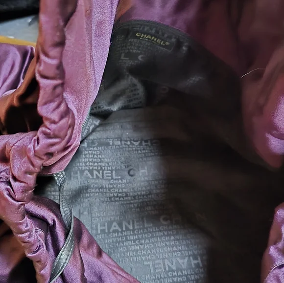 A Beautiful Coco Cabas Purple Satin Tote Bag! - Picture 12 of 16